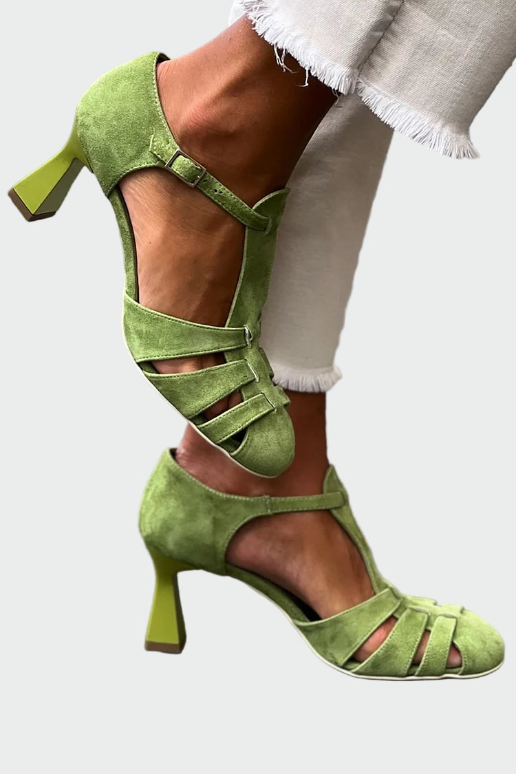 Τακούνια μπλοκ με λουράκια