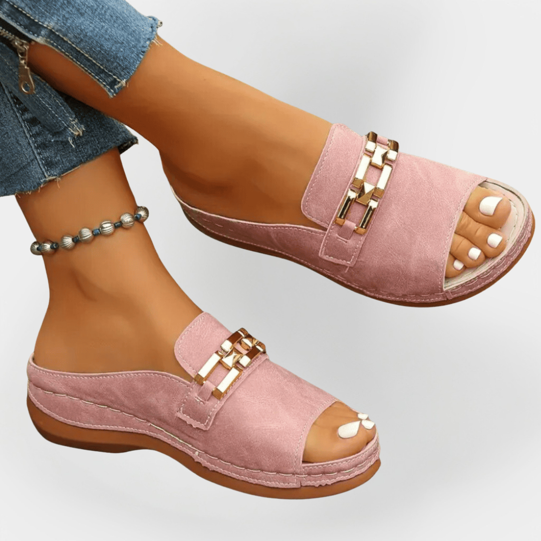 Ορθοπεδικές Δερμάτινες Σαγιονάρες