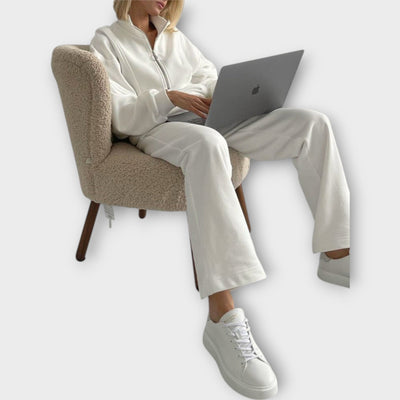 Σετ με Φερμουάρ και Minimal Αισθητική