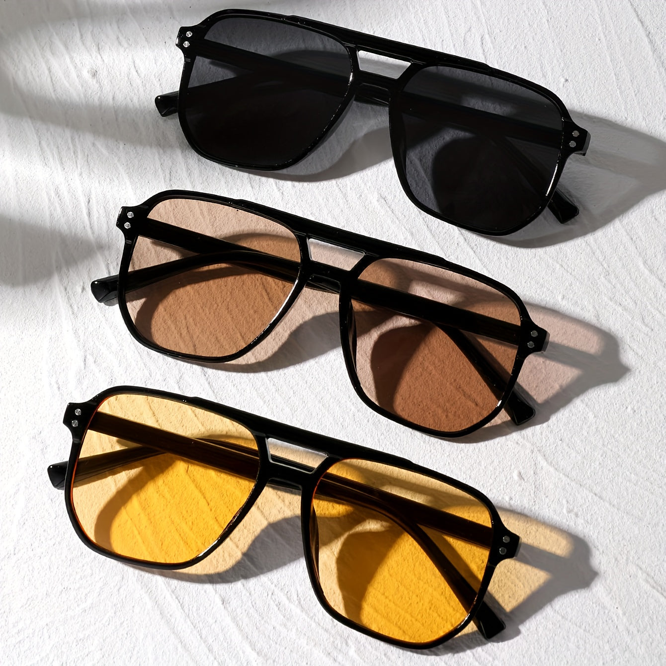 Τετράγωνα Γυαλιά με Ριβέτα