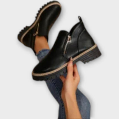 Μποτάκια με Κομψό Σχεδιασμό και Άνετη Εφαρμογή 