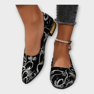 Κομψές Μπαλαρίνες με Εκλεπτυσμένες Λεπτομέρειες 