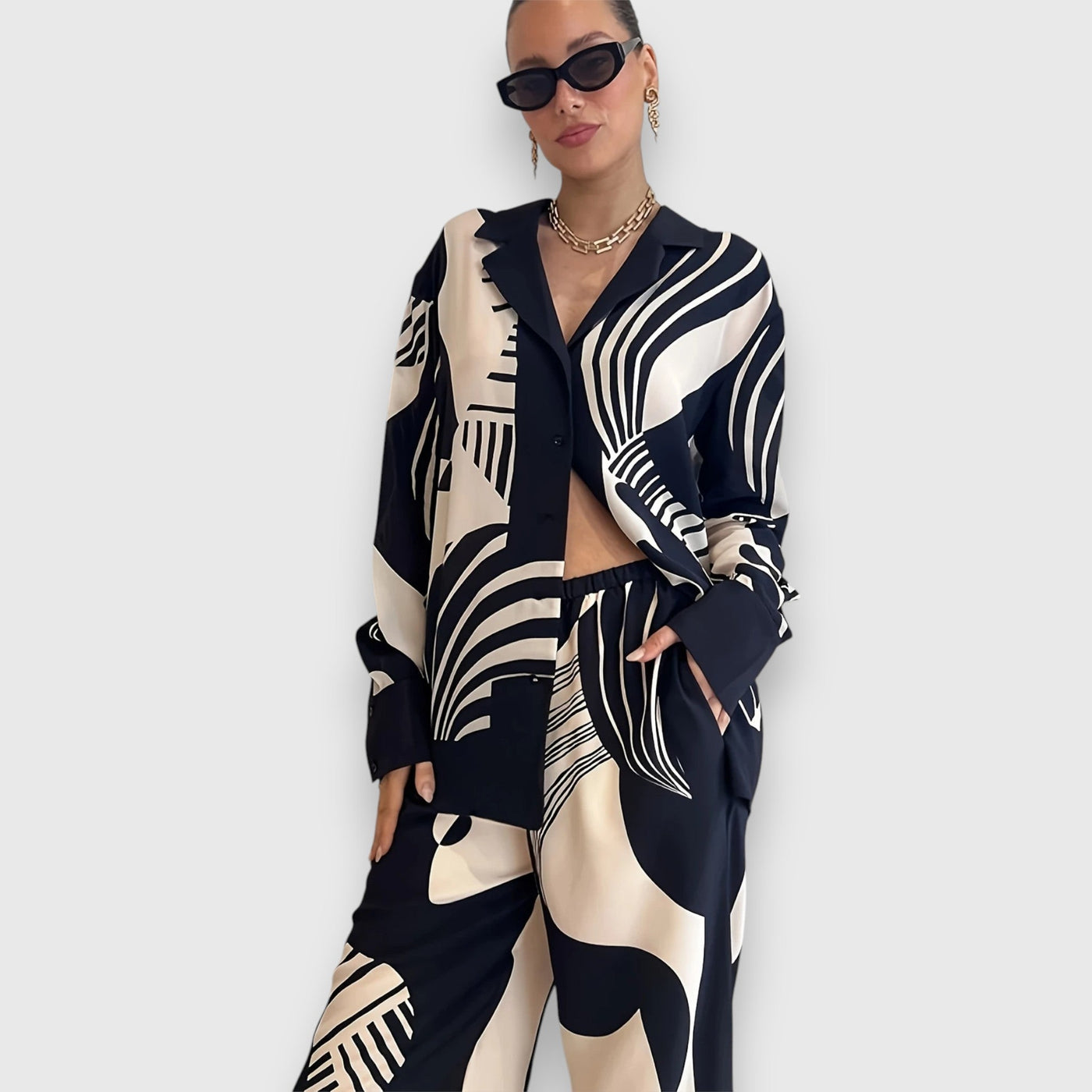 Σετ Δύο Τεμαχίων με Κομψό Γεωμετρικό Σχέδιο