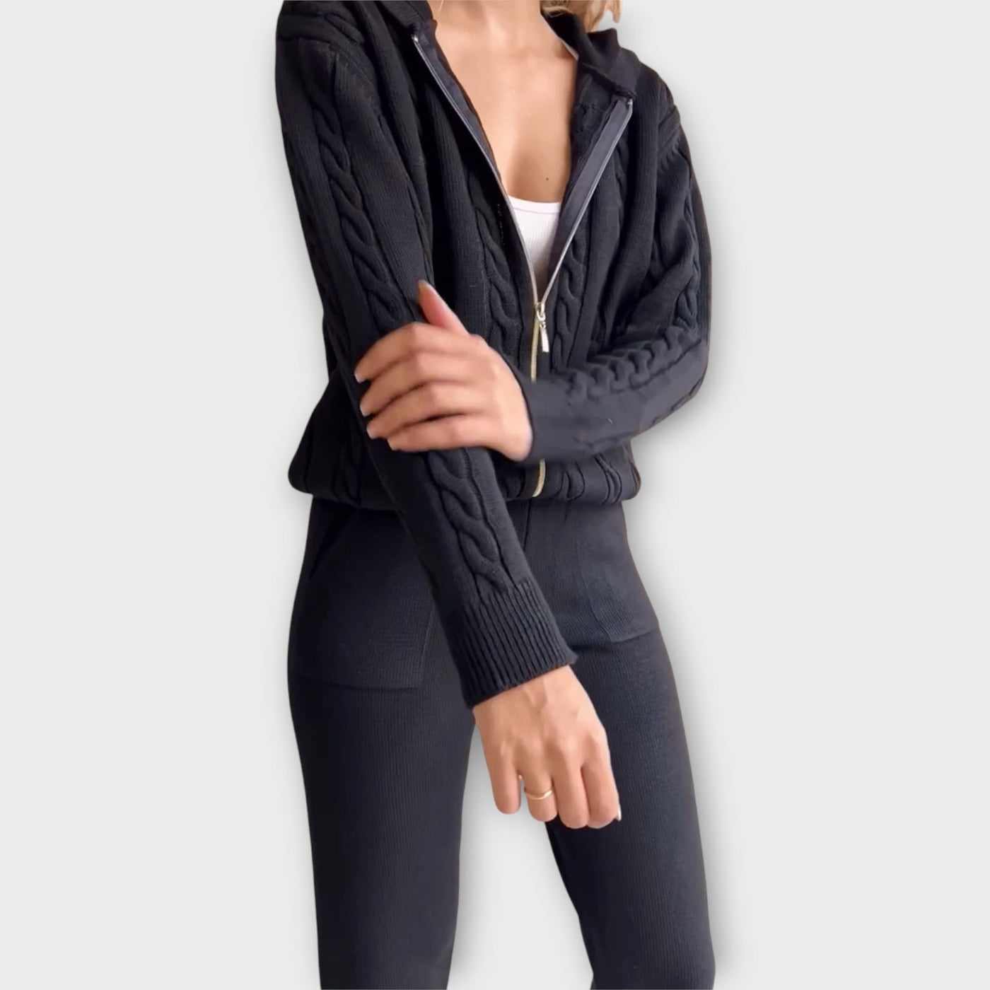 Πλεκτό Σετ με Κουκούλα και Ζακέτα 