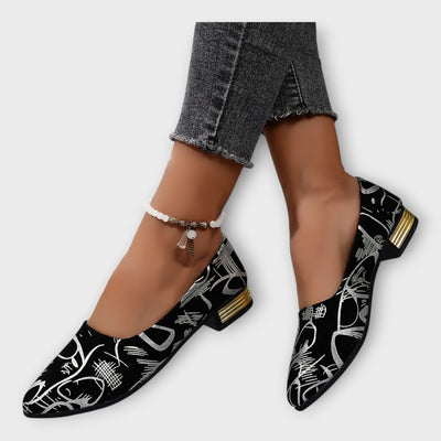 Κομψές Μπαλαρίνες με Εκλεπτυσμένες Λεπτομέρειες 