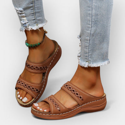 Ανατομικά Σανδάλια με Κομψό Σχεδιασμό