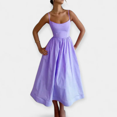 Μίνι Φόρεμα με Στρογγυλή Λαιμόκοψη και Τιράντες