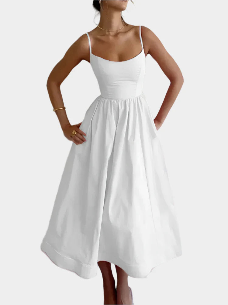 Φόρεμα με Φαρδιά και Απαλή Σατινέ Γραμμή