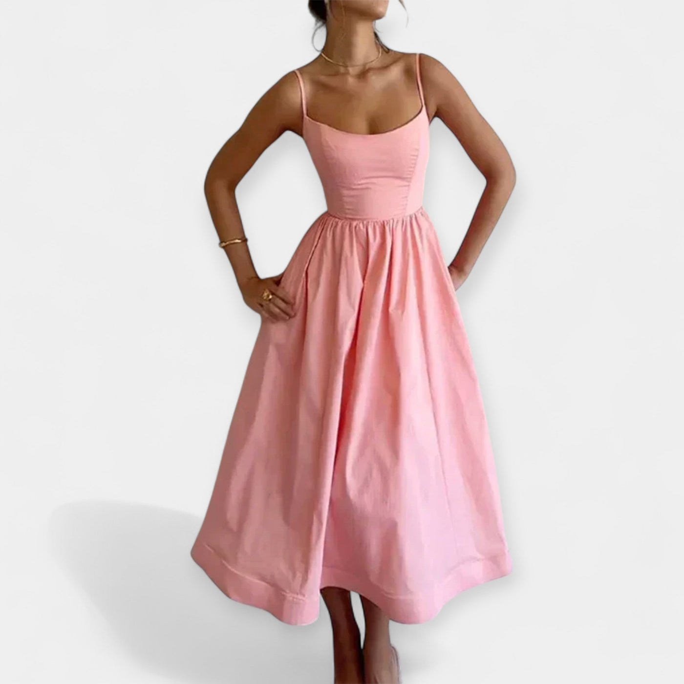 Μίνι Φόρεμα με Στρογγυλή Λαιμόκοψη και Τιράντες