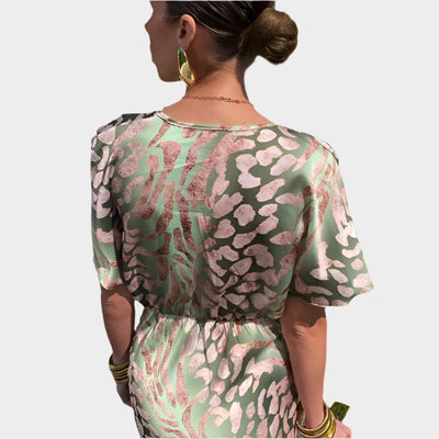 Φόρεμα με Λαμπερή Υφή