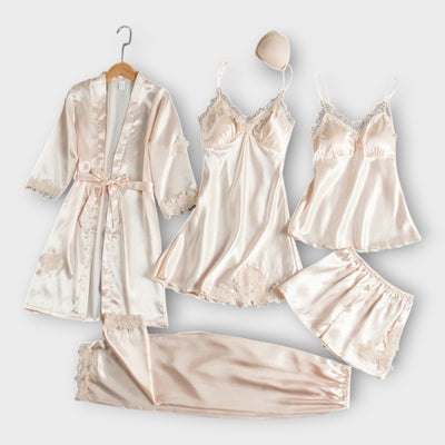 Σετ Σατέν Νυχτικά &amp; Ρόμπα με Εκλεπτυσμένη Αισθητική