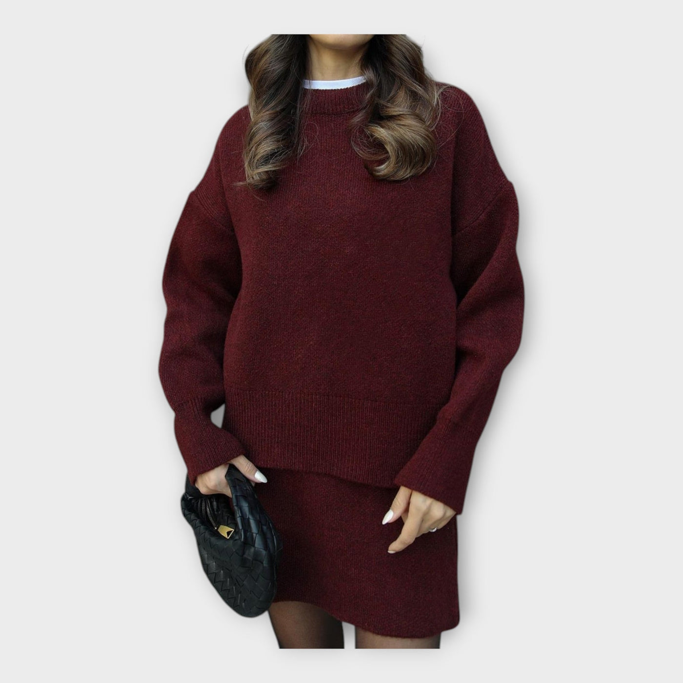 Σετ Πλεκτής Μπλούζας και Φούστας με Μοντέρνα Γραμμή