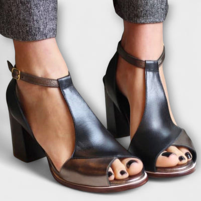 Γυναικεία Δερμάτινα Πεδίλα με Τακούνι