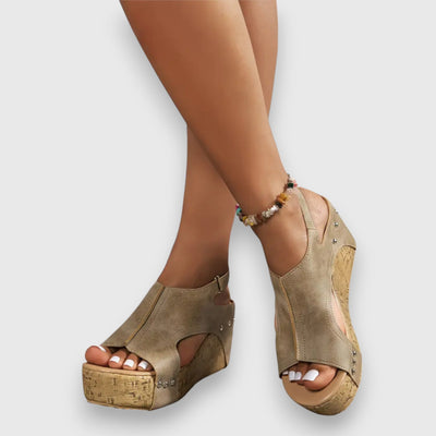 Κομψές Πλατφόρμες Σανδάλια