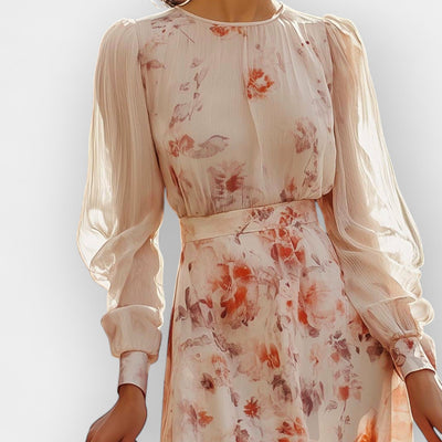 Ρομαντικό Φόρεμα με Πτυχώσεις