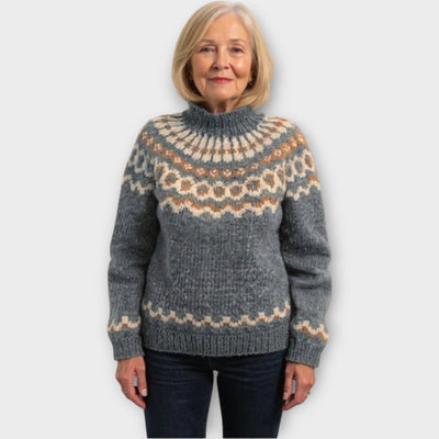 Πλεκτό Πουλόβερ με Σχέδιο στον Γιακά