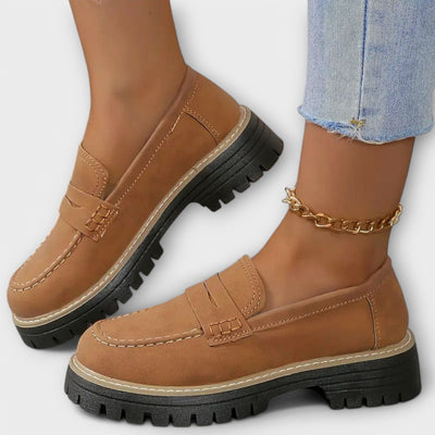 Αλίσα - Λόφερ Παπούτσια